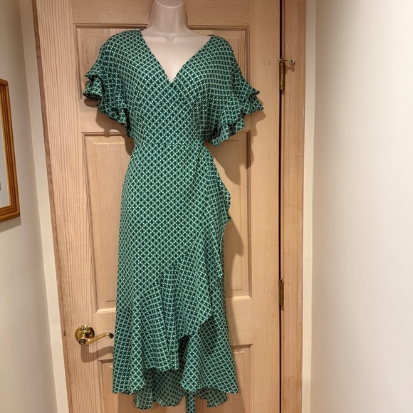 MAX STUDIO Ruffle Wrap Midi Dress, Cascade Green Cocktail VNeck - Picture 1 of 3